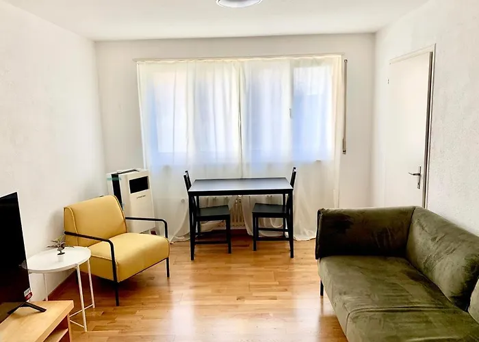 City Apartment - Close To Town - By Pa